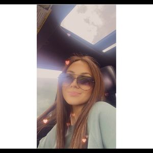 Meet your Posher, Amber